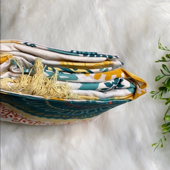 BRAND NEW- Gypsy: The Boho Beach Roundie Tapestry - Picture 10 of 10